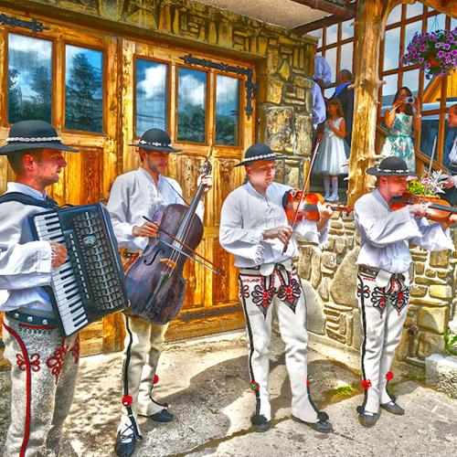 a painting of a group of musicians playing music at U SKUPNIÓW Gliczarów Górny in Biały Dunajec