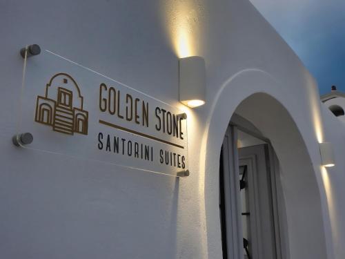 Сертификат, награда, вывеска или другой документ, выставленный в Golden Stone Santorini Suites