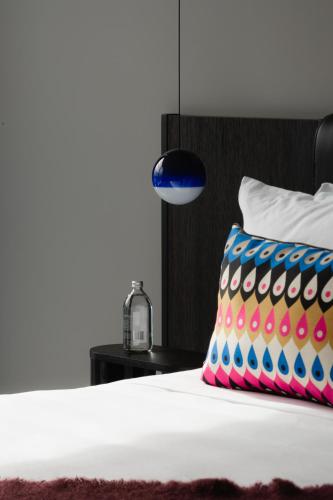 Cama o camas de una habitación en Ebb-Dunedin