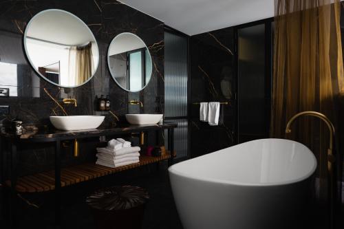 Un baño de Ebb-Dunedin