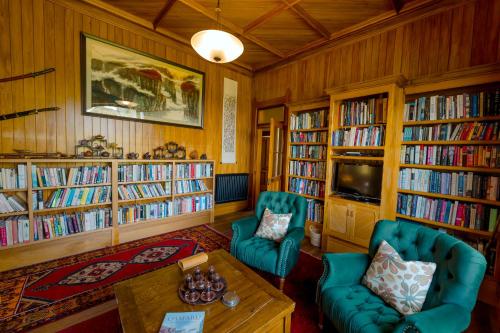 Perpustakaan di lodge