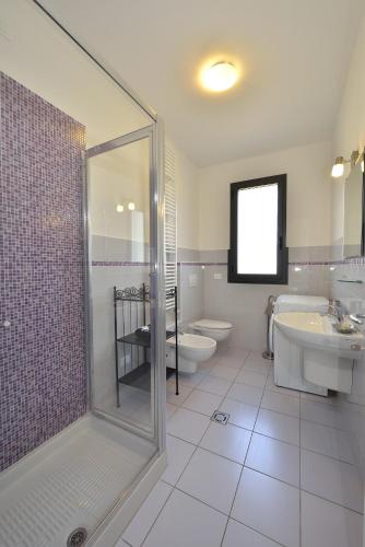 Ένα μπάνιο στο Residence Serenella