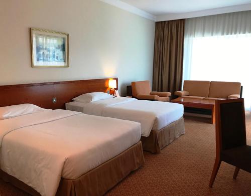 Copthorne Airport Hotel Dubai Image