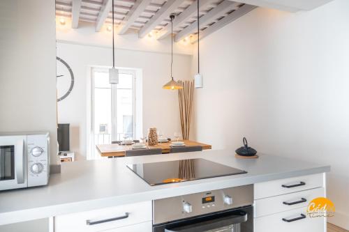 Tiles Home by Cadiz Time