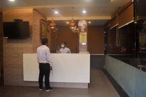 Επισκέπτες που μένουν στο HOTEL CENTRUM