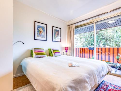 Apartment LE DELLA by Interhome