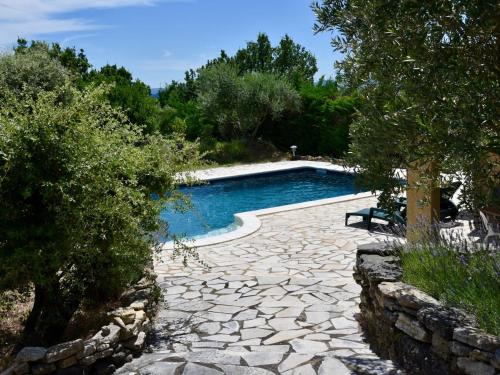 Πισίνα στο ή κοντά στο Villa La Chênaie by Interhome