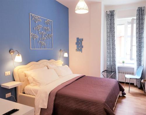 Sonny Capone Al Vaticano Family Apartment