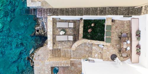 Bilik mandi di Villa Phaedra