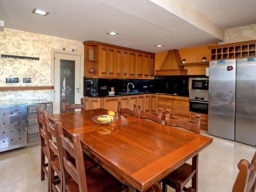 Kuchyň nebo kuchyňský kout v ubytování Holiday Home Masia Blanca by Interhome