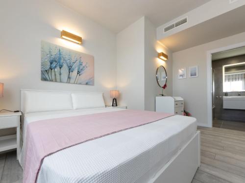 Apartment Alzina B by Interhome