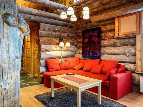 Χώρος καθιστικού στο Holiday Home Sallanhelmi c2 by Interhome