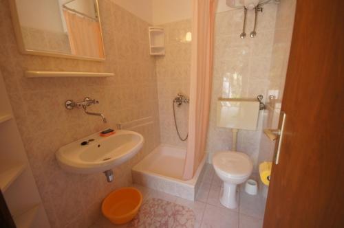 Koupelna v ubytování Holiday Home (139-3)