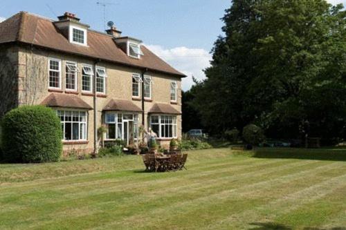 The building where the guesthouse is located 