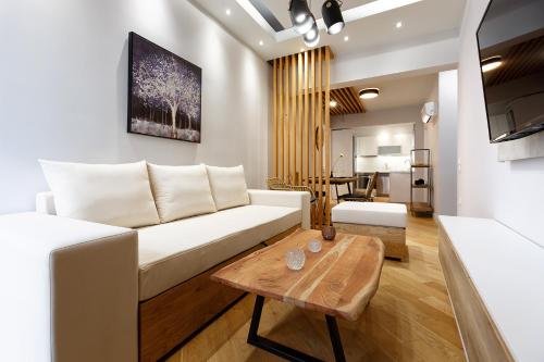 Cozy Downtown Apartment