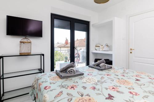 Gloria Luxury Suite Apartment