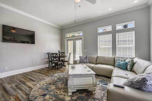 C Dreams by Book That Condo – Photos 2