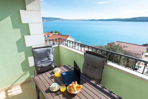 Apartment in Seget Donji 40162, Centola, Croatia