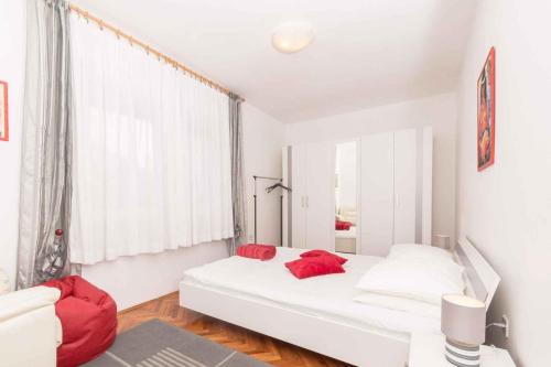 Apartment in Crikvenica 38031