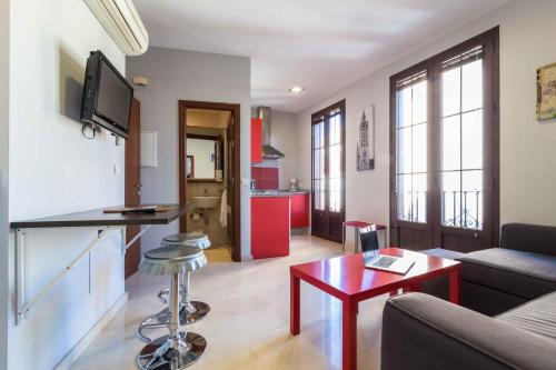 Rey de Sevilla Flats - Macarena
