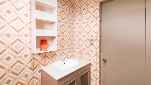 Fotografie z fotogalerie ubytování RedDoorz Plus at Canley Residential v destinaci Manila