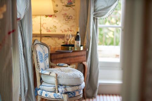 Χώρος καθιστικού στο Chambre d'hôtes Château Gigognan