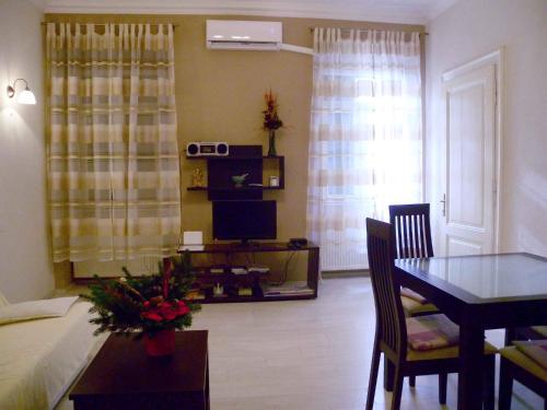 Area tempat duduk di Apartment in Rijeka 36068