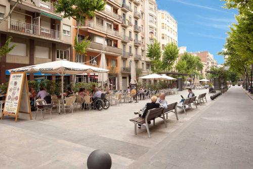 LetsGo Sagrada Familia Penthouse