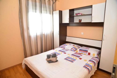 Postel nebo postele na pokoji v ubytování Apartments in Bibinje/Zadar Riviera 31187