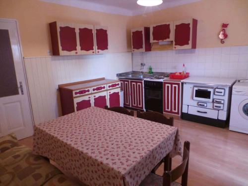 Fotografie z fotogalerie ubytování Apartment in Moscenicka Draga 26877 v destinaci Mošćenička Draga