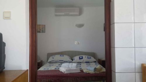Fotografie z fotogalerie ubytování Apartments in Starigrad-Paklenica 6871 v destinaci Starigrad-Paklenica