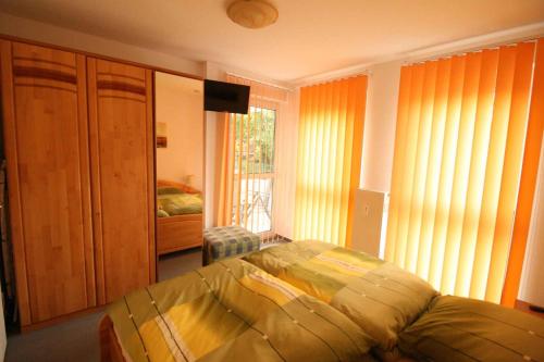 Ένα ή περισσότερα κρεβάτια σε δωμάτιο στο Apartment in Binz - Insel Rügen 2862