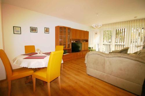 Χώρος καθιστικού στο Apartment in Binz - Insel Rügen 2862