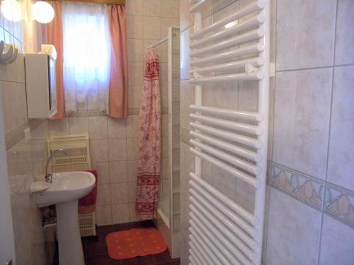 Ένα μπάνιο στο Apartments in Zalakaros/Thermalbad 20675