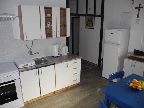Apartment in Crikvenica 5485