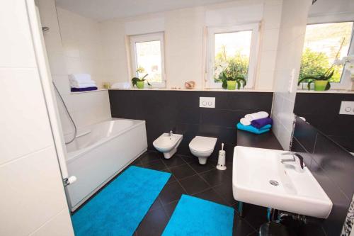 Kúpeľňa v ubytovaní Apartment in Seget Donji 7430