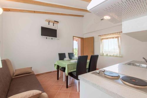 Holiday home in Valbandon - Istrien 8611