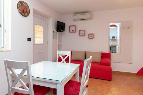 Studio Apartment in Vrsar I – Photos 3