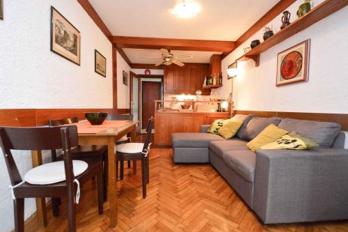 Apartment Rotar II 11080