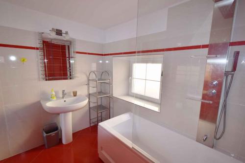 Et badeværelse på Biograd na Moru Apartment 1