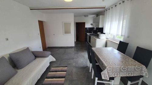 Apartment Ljubac 1 – Photos 2