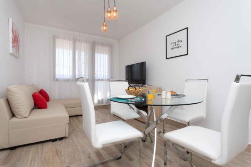 Fotografie z fotogalerie ubytování Apartment in Silo/Insel Krk 13438 v destinaci Šilo