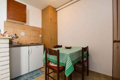 Studio Apartment Loredana 11057