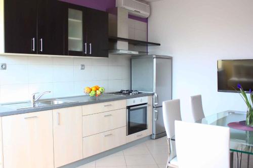 Apartment in Grebastica 7034 – Photos 3