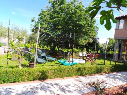Taman di luar Apartment in Muntic - Istrien 10825