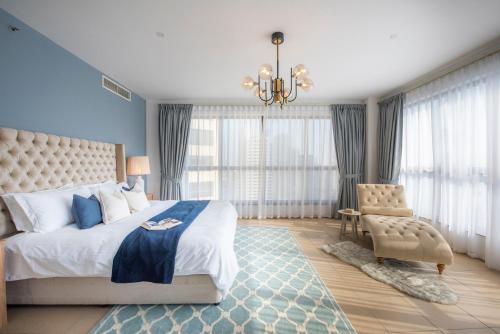 Afbeelding uit fotogalerij van Nasma Luxury Stays- Incredibly Spacious Apt Overlooking The Marina in Dubai