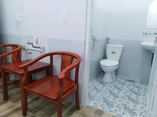 Vonios kambarys apgyvendinimo įstaigoje Homestay Bảo Trân