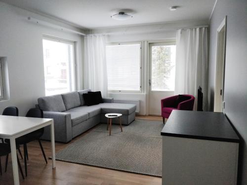 Χώρος καθιστικού στο Niittylä Apartments