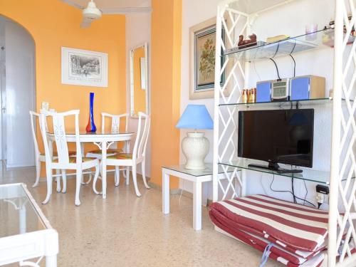 Estepona primera línea de playa, apartamento 2-4 personas