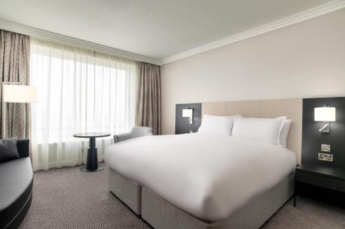 Katil atau katil-katil dalam bilik di Sofitel London Gatwick
